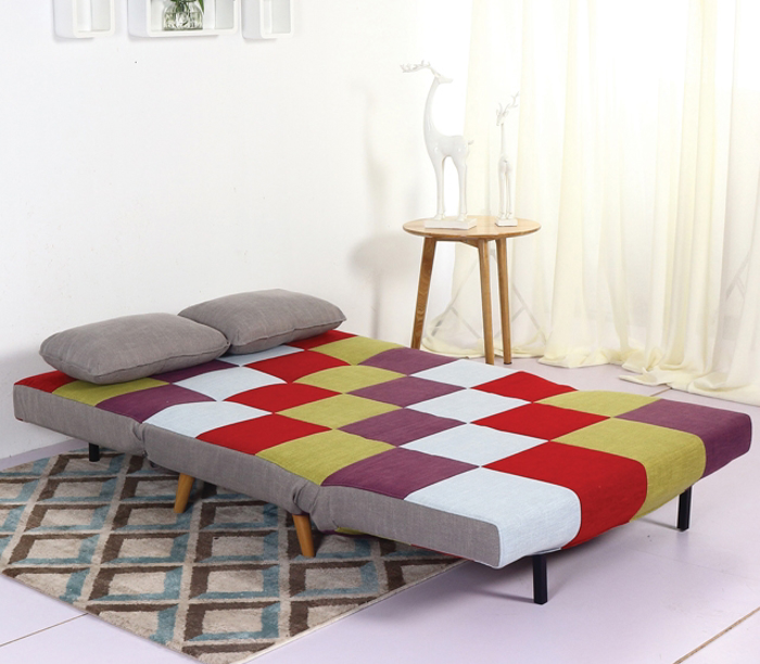 SARA PATCHWORK uFASMA KANAPES/KREBATI